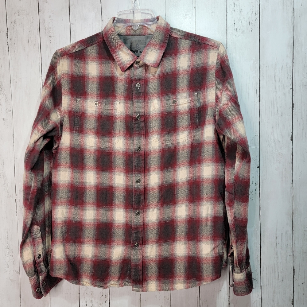 Prana Men's Red Plaid Organic Cotton Flannel Shirt L/S Button Front Size Large.